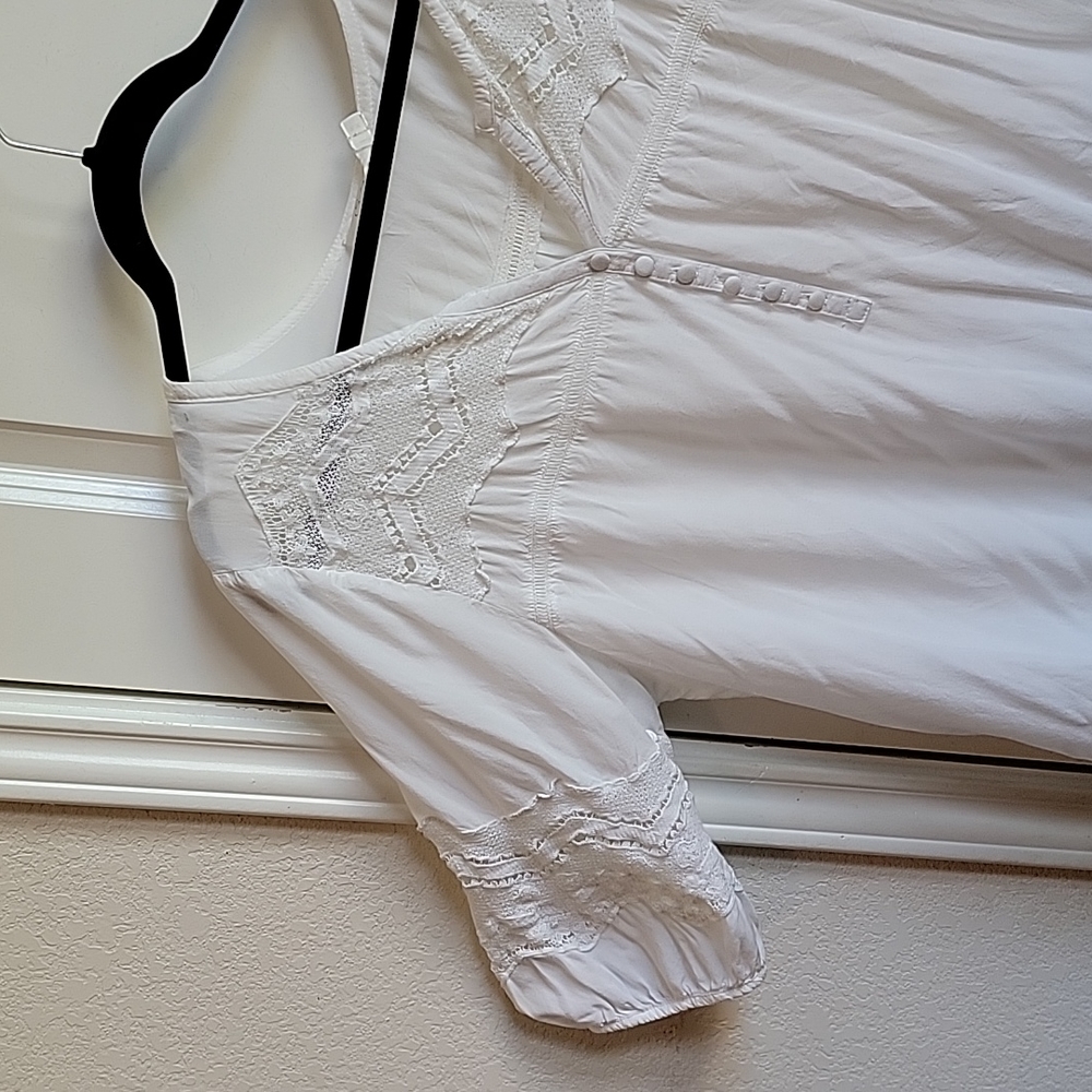 Women's blouse